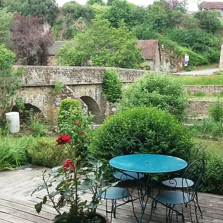 Du Pont Dans Les Alpes Mancelles * Saint-Ceneri-le-Gerei