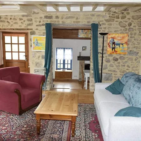 Du Pont Dans Les Alpes Mancelles Holiday home Saint-Ceneri-le-Gerei