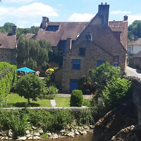 Du Pont Dans Les Alpes Mancelles * Saint-Ceneri-le-Gerei